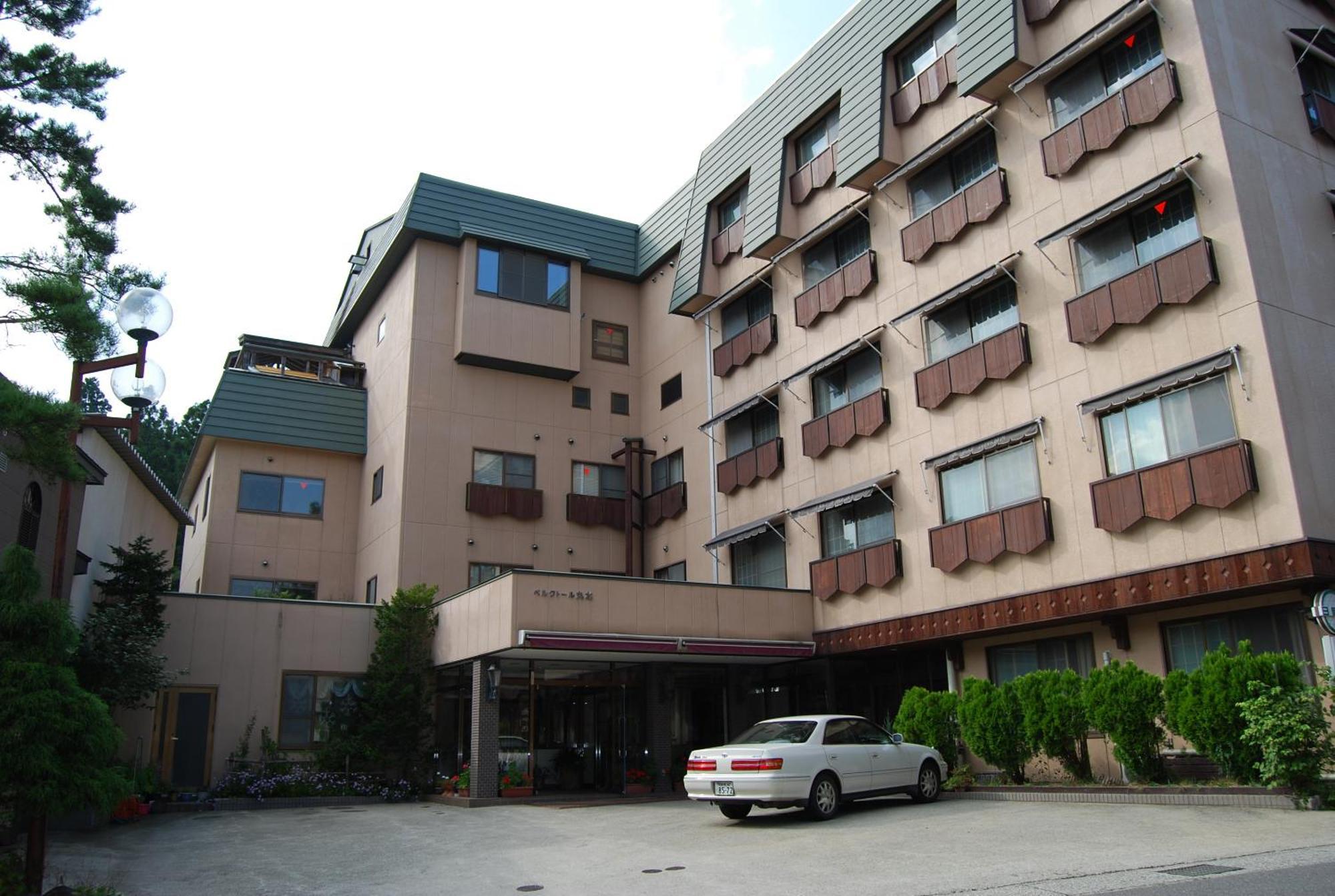 Bergtour Marukita Hotel Hakuba Bagian luar foto