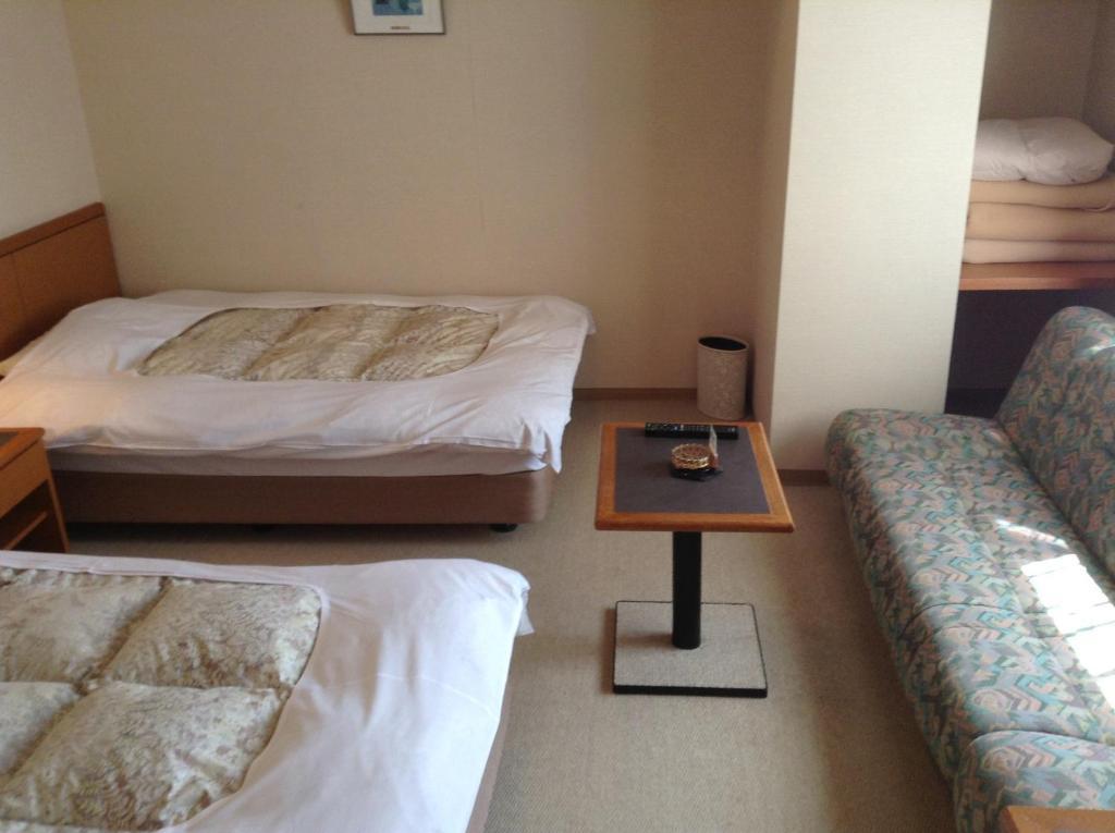 Bergtour Marukita Hotel Hakuba Bagian luar foto