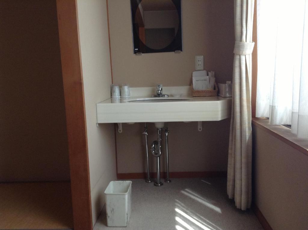 Bergtour Marukita Hotel Hakuba Bagian luar foto