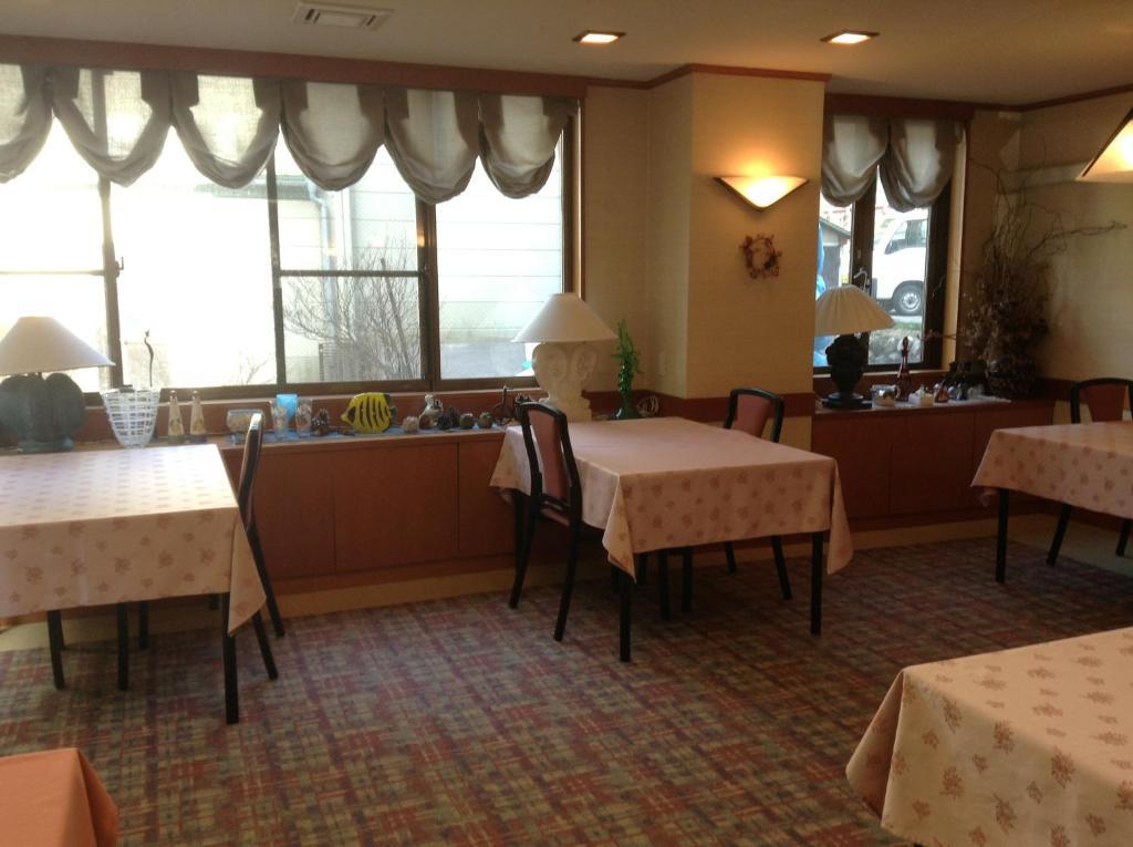 Bergtour Marukita Hotel Hakuba Bagian luar foto