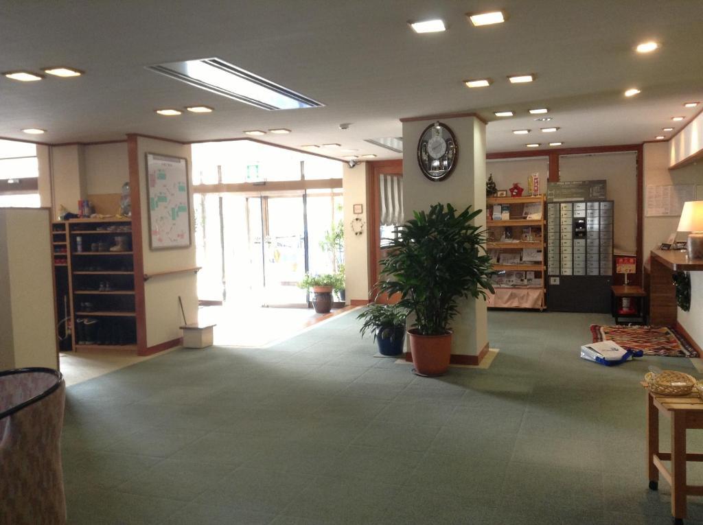 Bergtour Marukita Hotel Hakuba Bagian luar foto